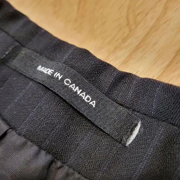 DKNY Black Pinstripe 100% Wool Suit jacket 32 Long 25 P2P